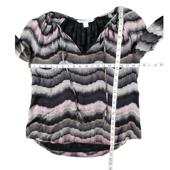 Diane Von Furstenberg Multicolor Silk Blouse Size 4 - Picture 7 of 10